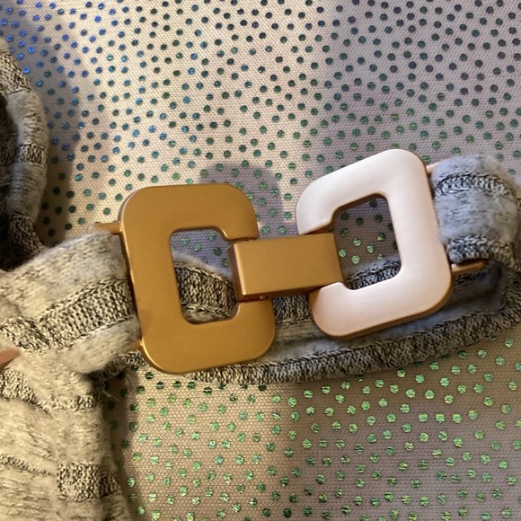 SHEIN LUNE Metallic Button Asymmetric Neckline Lantern Sleeve Ribbed Kni… - Picture 8 of 14